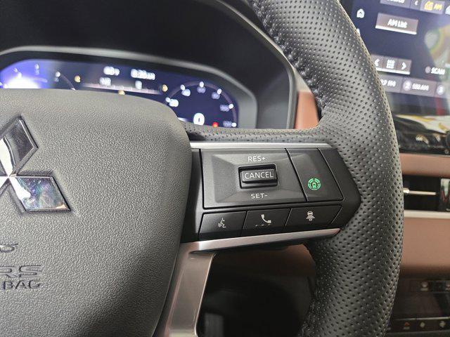 new 2025 Mitsubishi Outlander car, priced at $37,190