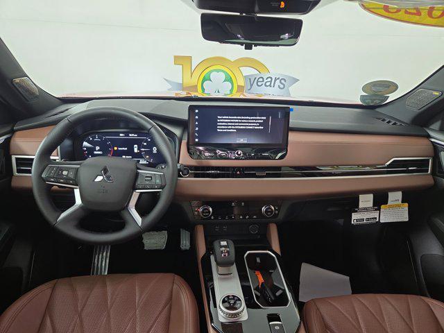 new 2025 Mitsubishi Outlander car, priced at $37,190
