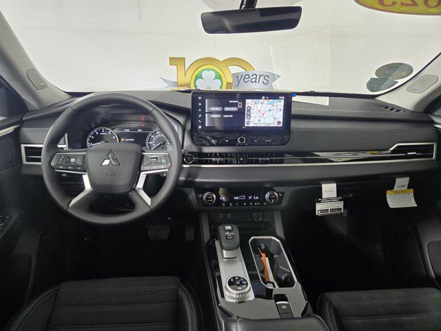 new 2025 Mitsubishi Outlander car, priced at $42,060
