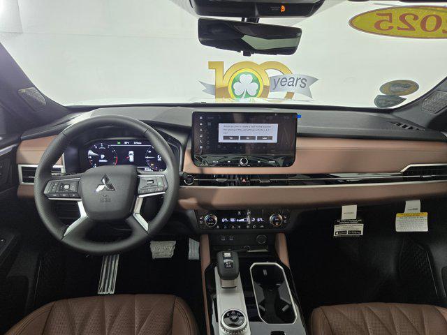 new 2025 Mitsubishi Outlander car, priced at $43,145