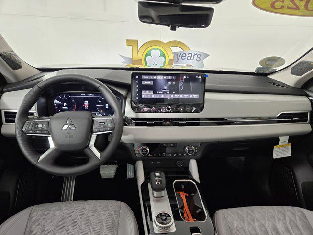 new 2025 Mitsubishi Outlander car, priced at $37,790