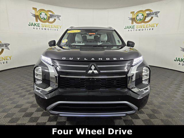 new 2025 Mitsubishi Outlander car, priced at $37,790