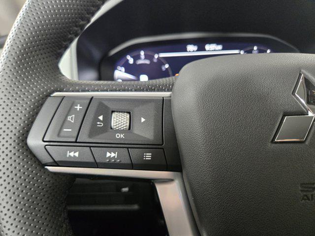 new 2025 Mitsubishi Outlander car, priced at $33,910