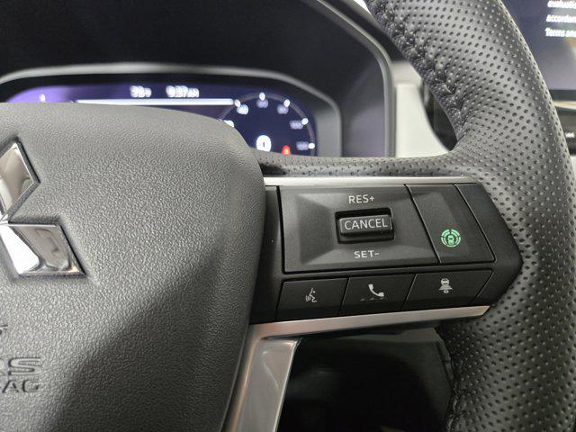 new 2025 Mitsubishi Outlander car, priced at $33,910