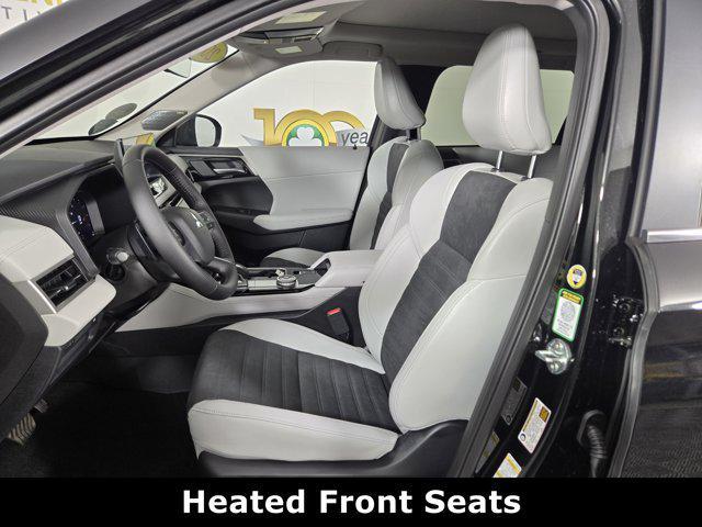 new 2025 Mitsubishi Outlander car, priced at $33,910