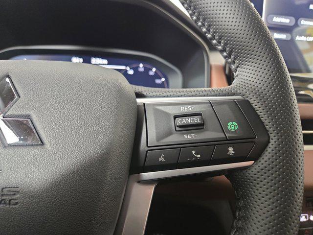 new 2025 Mitsubishi Outlander car, priced at $37,190