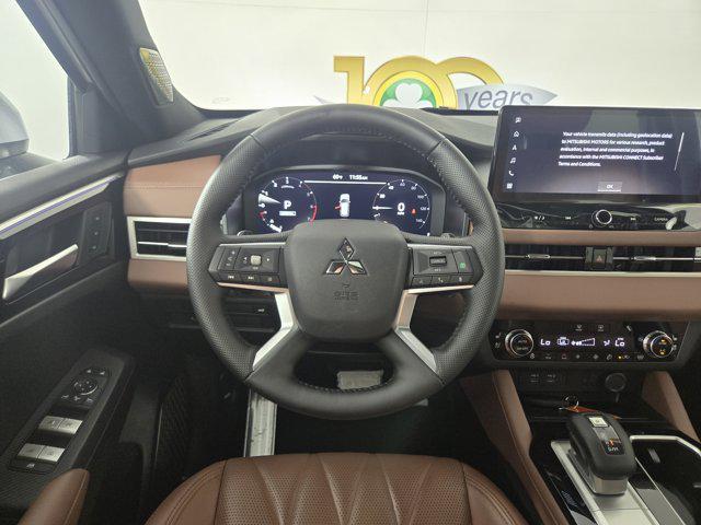 new 2025 Mitsubishi Outlander car, priced at $44,625
