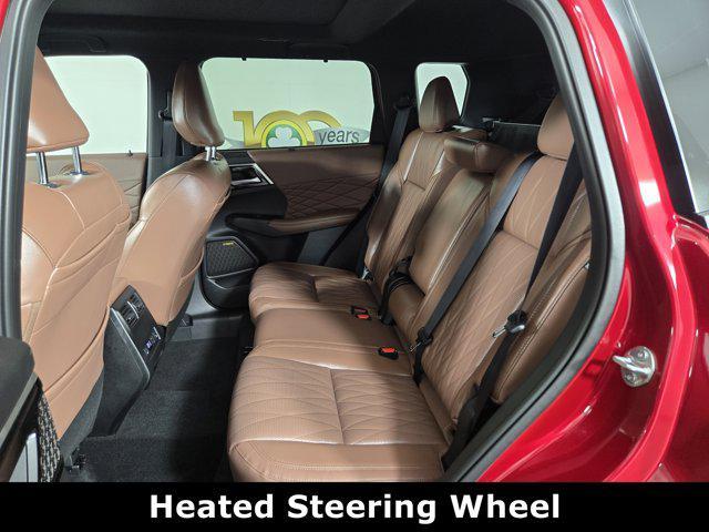 new 2025 Mitsubishi Outlander car, priced at $39,355