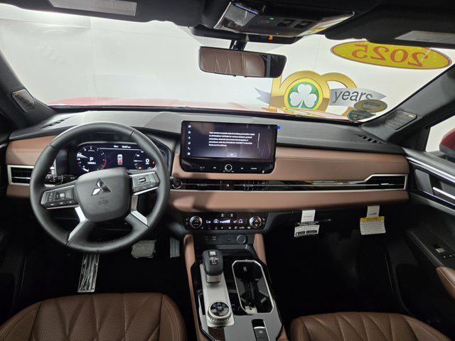 new 2025 Mitsubishi Outlander car, priced at $39,355