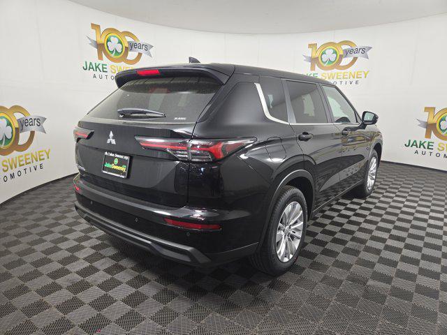 new 2025 Mitsubishi Outlander car, priced at $30,060