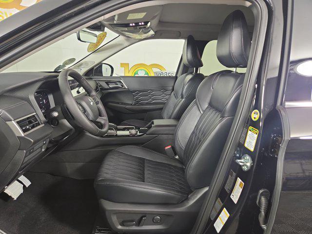 new 2025 Mitsubishi Outlander car, priced at $39,360