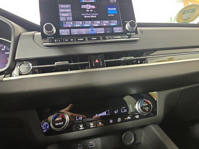new 2024 Mitsubishi Outlander PHEV car, priced at $39,015