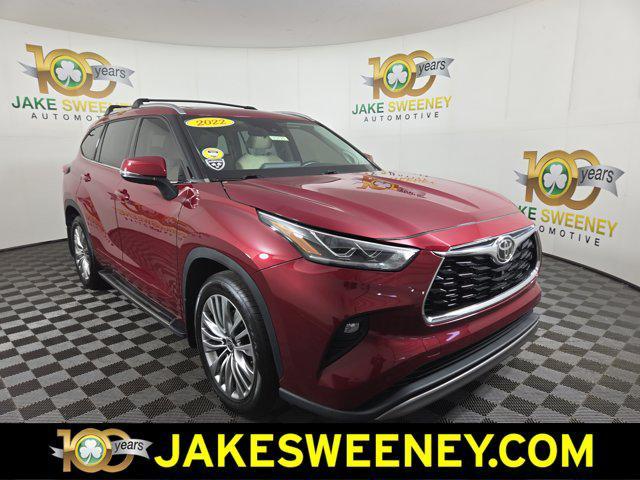 used 2022 Toyota Highlander car, priced at $38,998