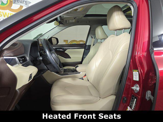 used 2022 Toyota Highlander car, priced at $38,998