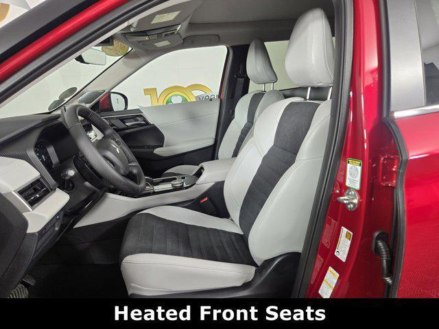 new 2025 Mitsubishi Outlander car, priced at $33,810