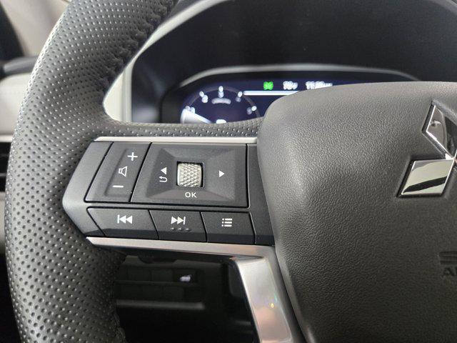 new 2025 Mitsubishi Outlander car, priced at $33,810