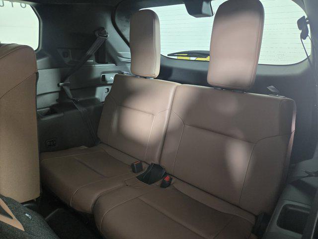 new 2025 Mitsubishi Outlander car, priced at $38,825