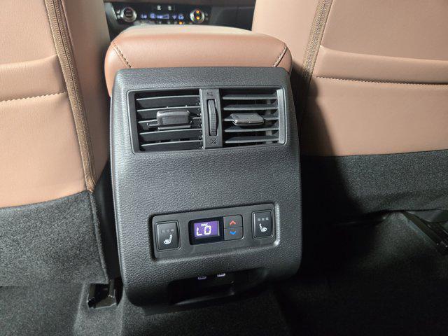 new 2025 Mitsubishi Outlander car, priced at $38,825