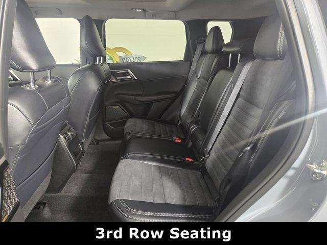 new 2025 Mitsubishi Outlander car, priced at $33,610