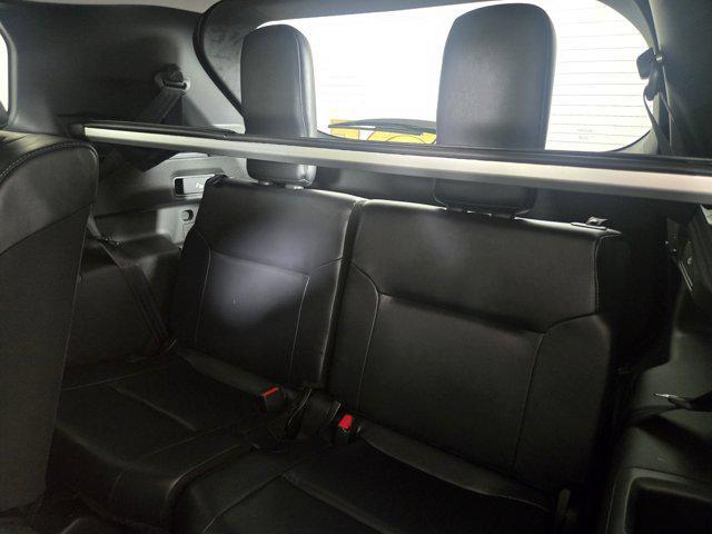 new 2025 Mitsubishi Outlander car, priced at $33,610