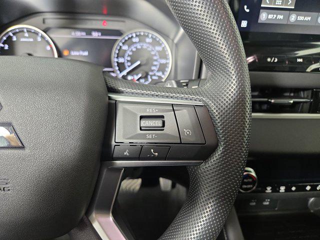 new 2025 Mitsubishi Outlander car, priced at $31,485