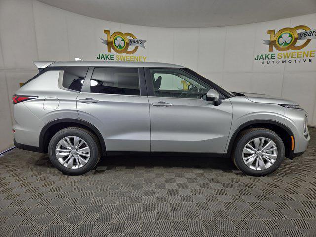 new 2025 Mitsubishi Outlander car, priced at $31,485