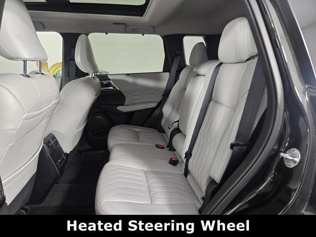 new 2025 Mitsubishi Outlander car, priced at $44,640