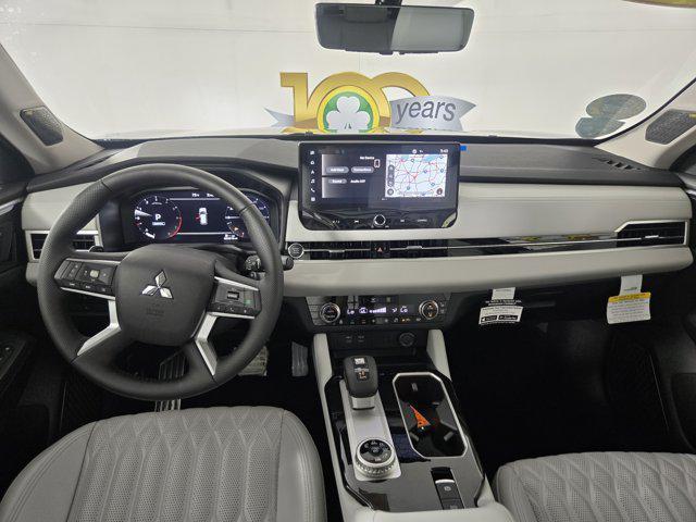 new 2025 Mitsubishi Outlander car, priced at $38,140
