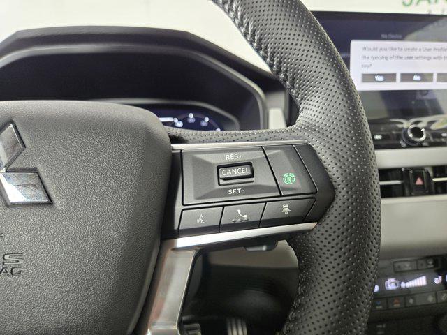 new 2025 Mitsubishi Outlander car, priced at $34,210