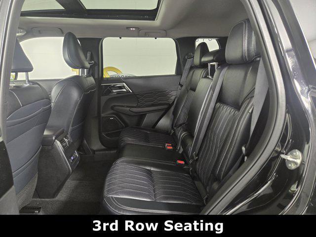 new 2025 Mitsubishi Outlander car, priced at $34,705