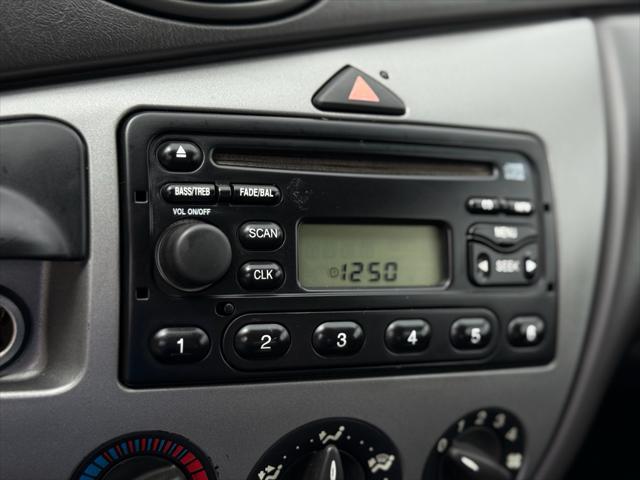 used 2002 Ford Focus car, priced at $3,999