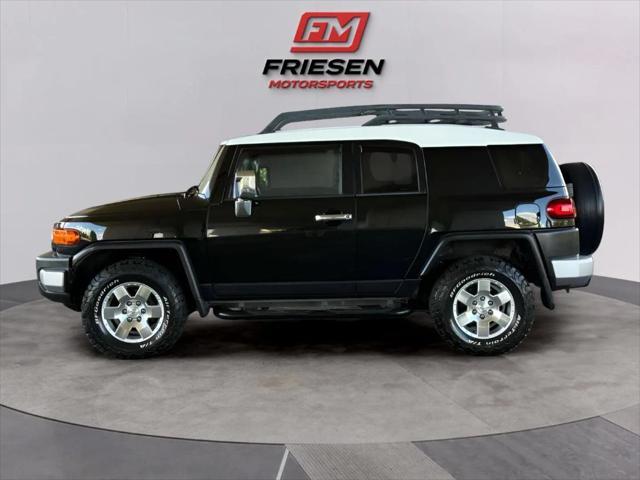 used 2007 Toyota FJ Cruiser car, priced at $12,999