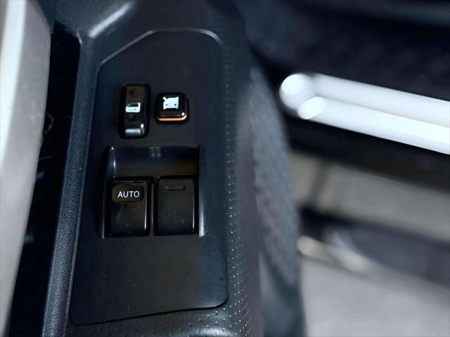 used 2007 Toyota FJ Cruiser car, priced at $12,999