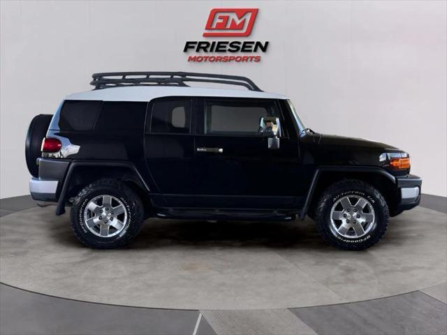 used 2007 Toyota FJ Cruiser car, priced at $12,999