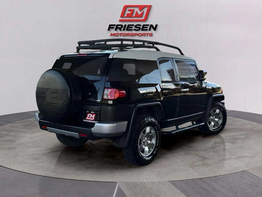 used 2007 Toyota FJ Cruiser car, priced at $11,999