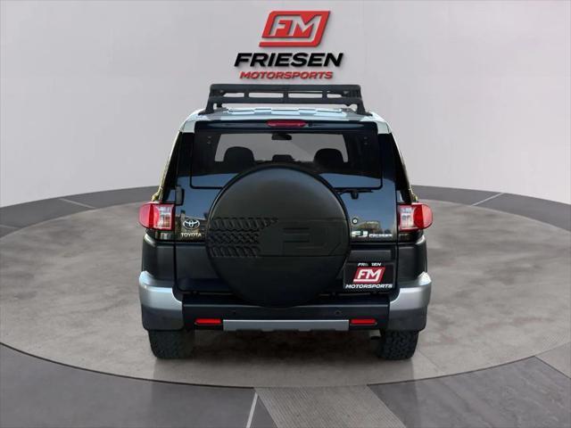 used 2007 Toyota FJ Cruiser car, priced at $12,999