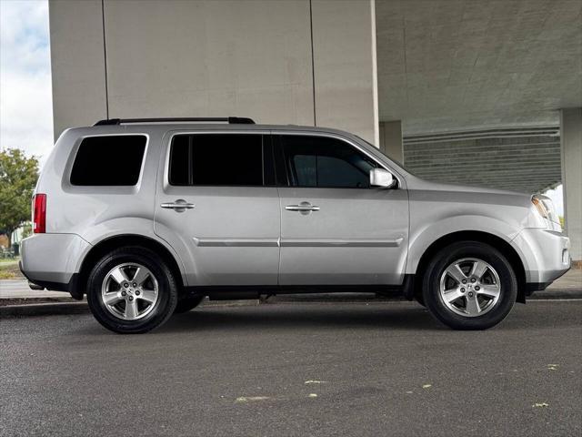 used 2010 Honda Pilot car, priced at $10,125