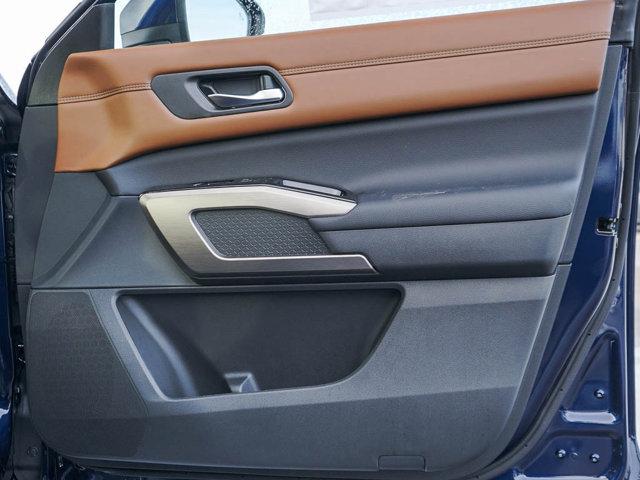 new 2025 Nissan Pathfinder car, priced at $46,899