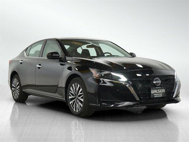 used 2023 Nissan Altima car, priced at $23,599