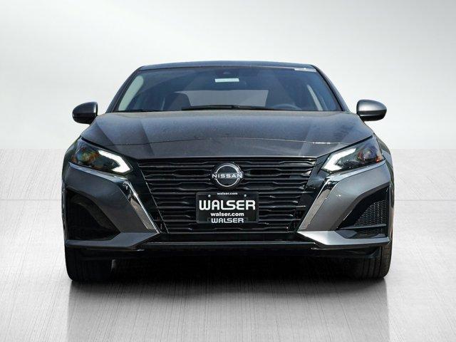 new 2025 Nissan Altima car, priced at $29,900