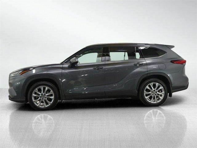 used 2021 Toyota Highlander car, priced at $38,299