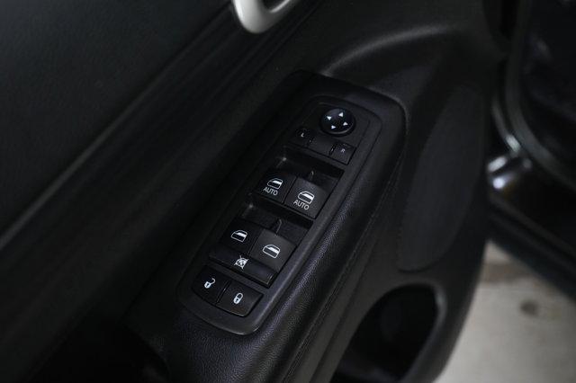 used 2019 Jeep Grand Cherokee car, priced at $18,299
