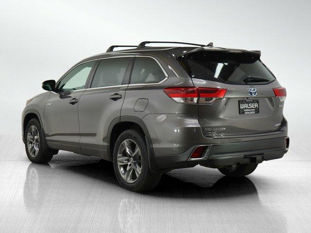 used 2017 Toyota Highlander Hybrid car, priced at $26,899