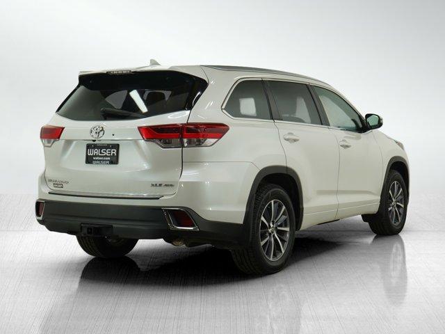 used 2018 Toyota Highlander car, priced at $22,998