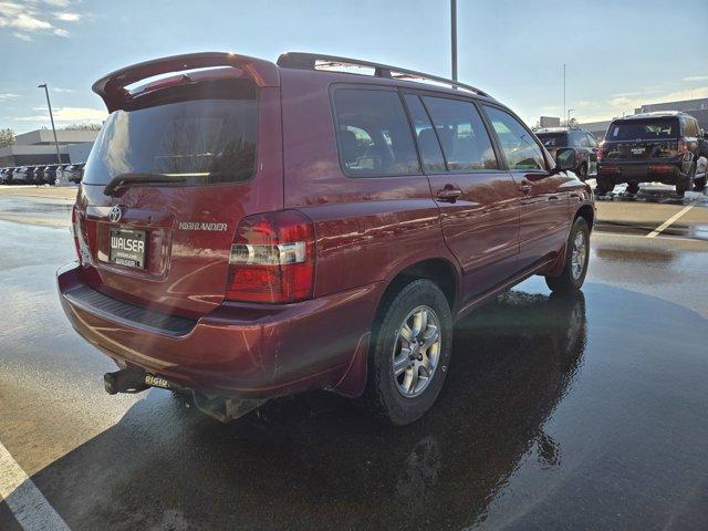 used 2007 Toyota Highlander car, priced at $3,750