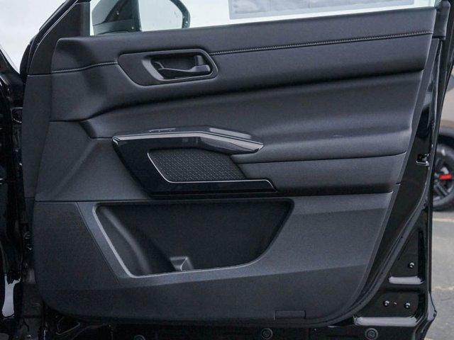 new 2025 Nissan Pathfinder car, priced at $36,399