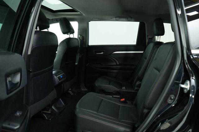 used 2019 Toyota Highlander car, priced at $16,998