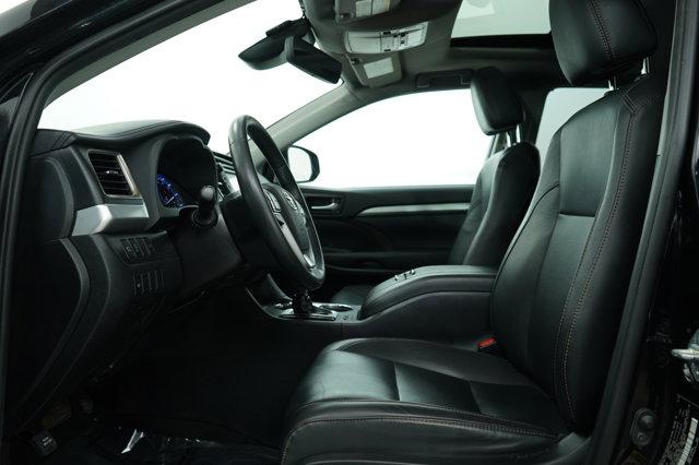used 2019 Toyota Highlander car, priced at $16,998