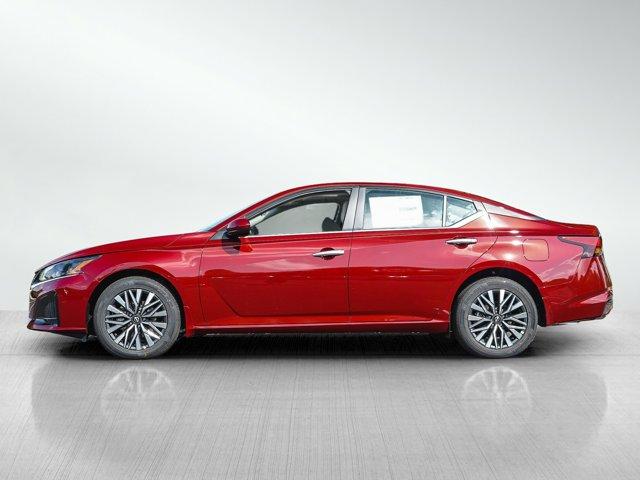 new 2025 Nissan Altima car, priced at $30,599