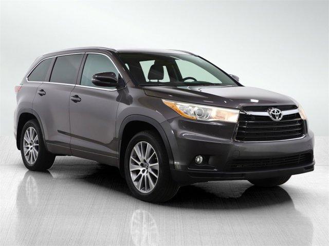 used 2016 Toyota Highlander car, priced at $21,998